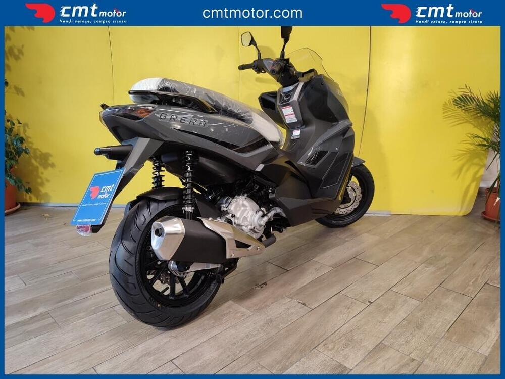 Kl Brera 300 (2022 - 25) (4)