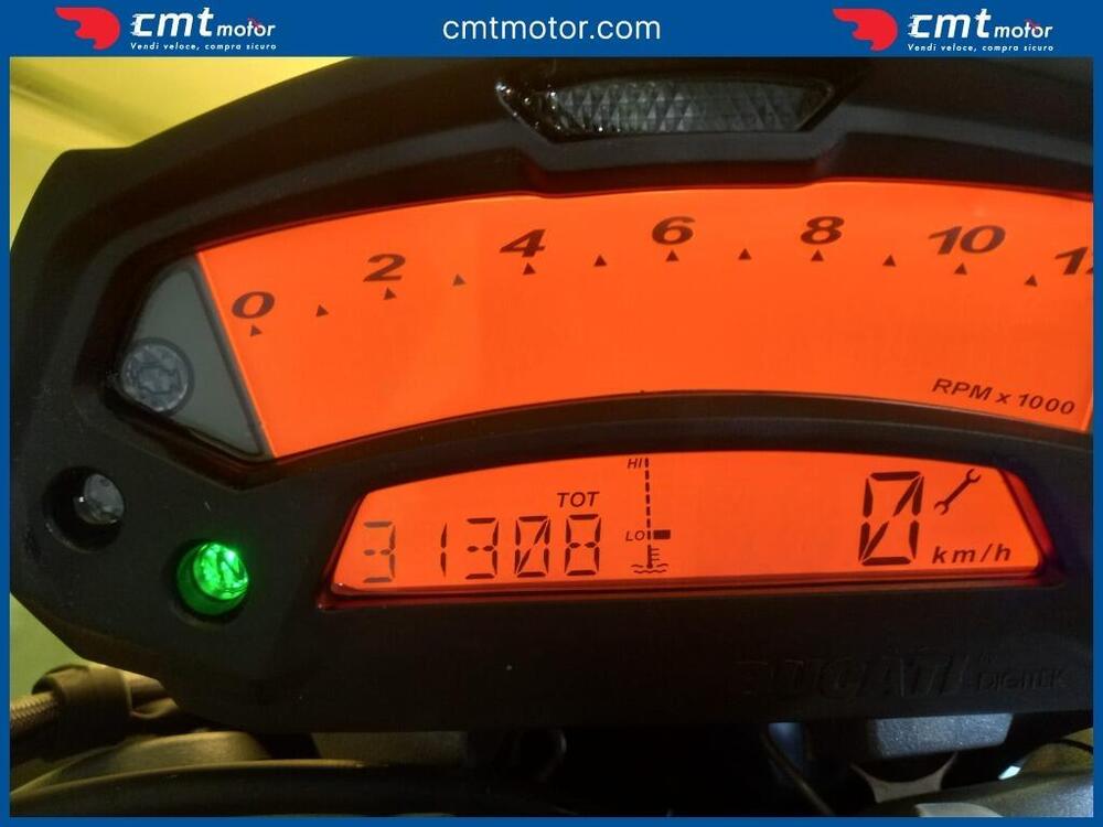 Ducati Monster 696 (2008 - 13) (3)