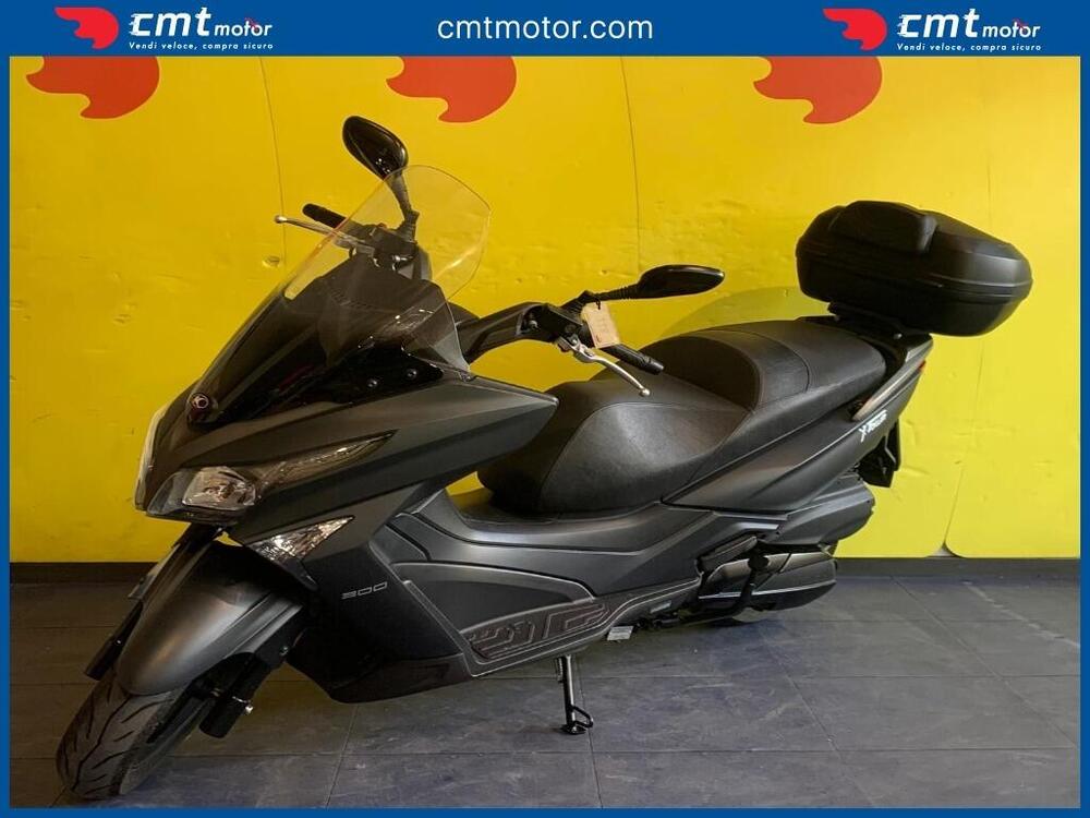Kymco X-Town 300i ABS (2016 - 20) (2)