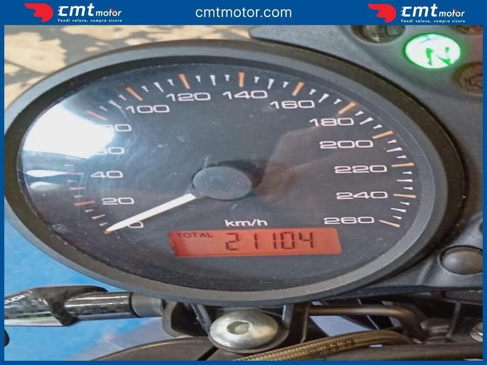 Ducati Monster 695 (2006 - 08) (5)