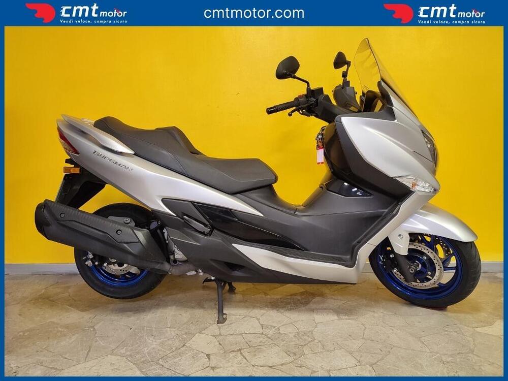 Suzuki Burgman 400 (2022 - 24) (3)