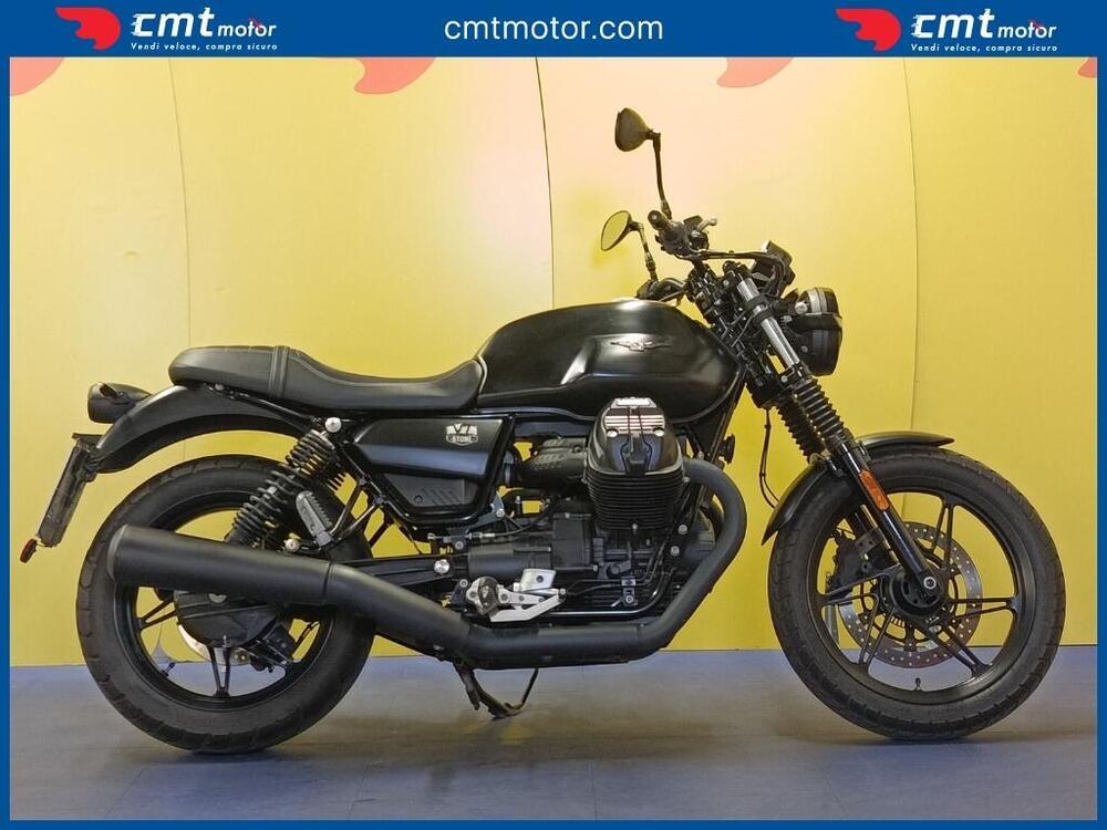 Moto Guzzi V7 Stone (2021 - 24)