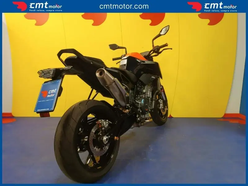 KTM 890 Duke (2021 - 23) (4)