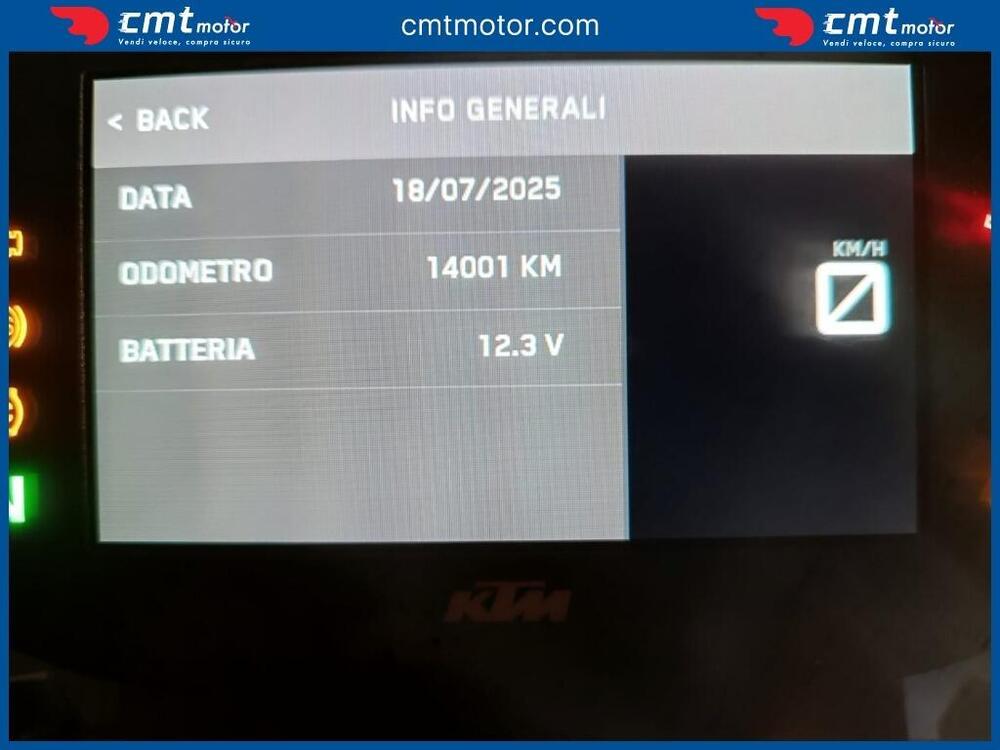 KTM 890 Duke (2021 - 23) (5)