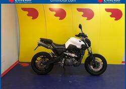 Yamaha MT-03 (2006 - 14) usata