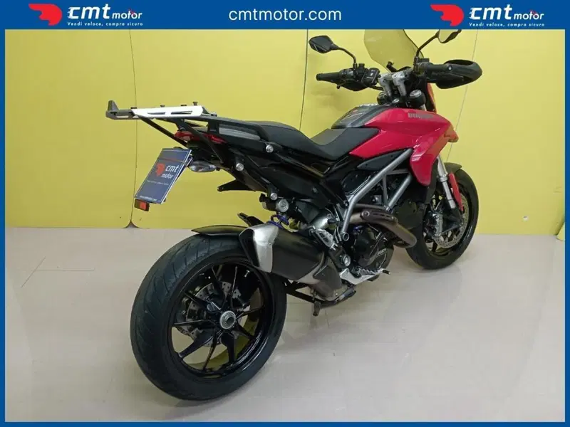 Ducati Hyperstrada 821 (2013 - 15) (4)