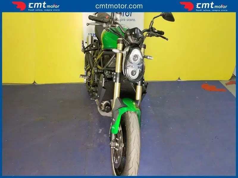 Benelli 752 S (2022 - 25) (2)