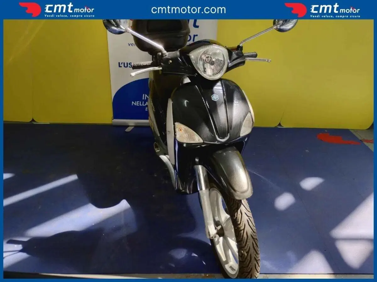 Piaggio Liberty 200 4T  (2)