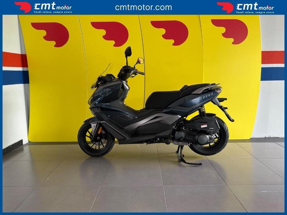 Kl Brera 300 (2022 - 25) (3)