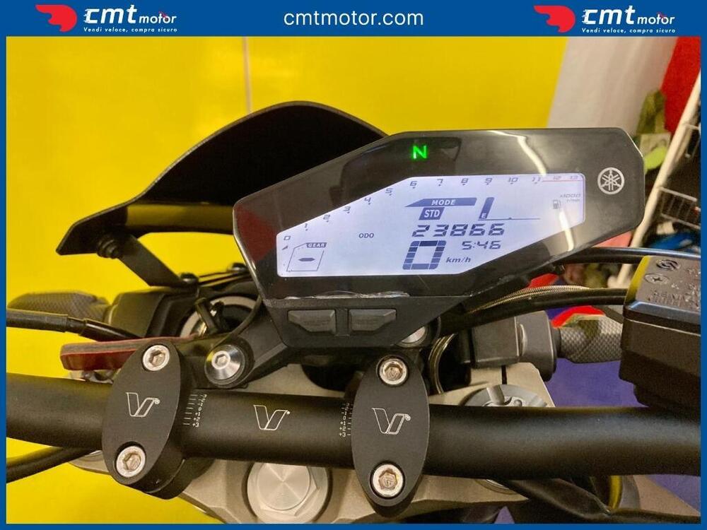 Yamaha MT-09 (2013 - 15) (4)