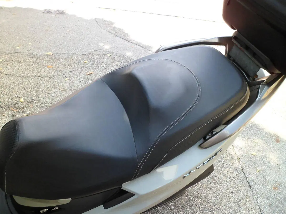Kymco X-Town 300i City (2021 - 25) (8)