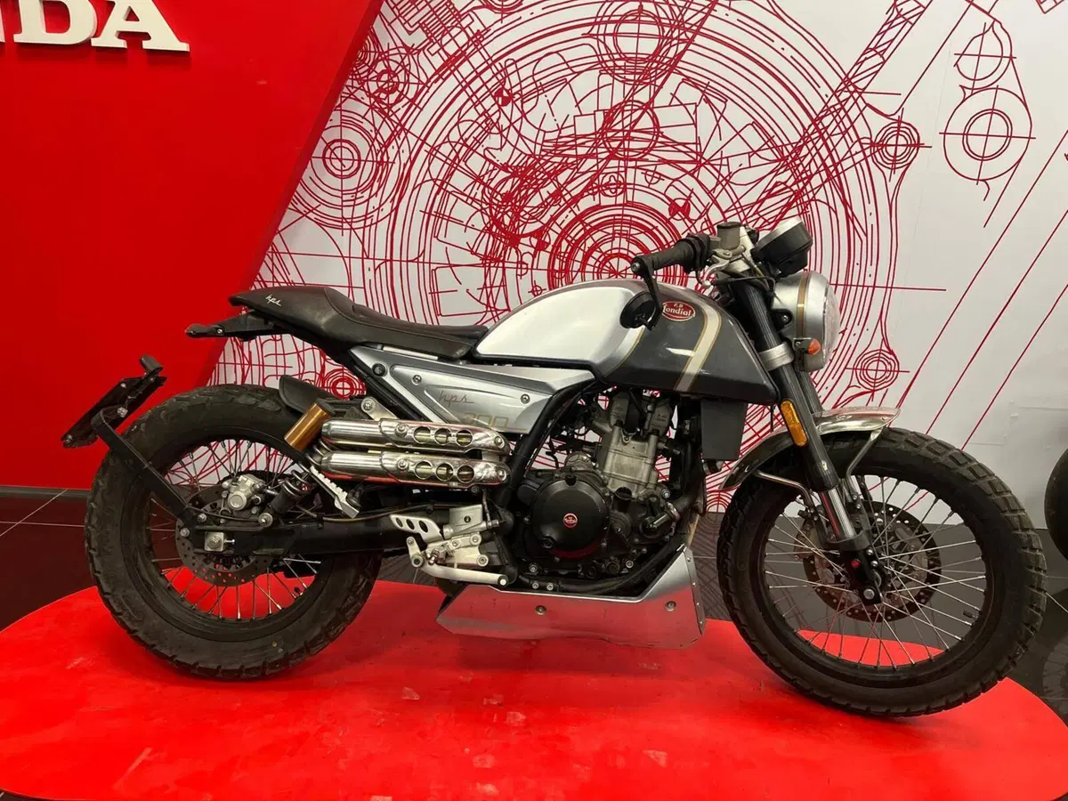 FB Mondial HPS 300 (2020 - 21)