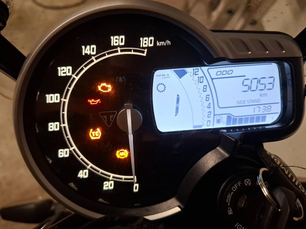 Triumph Scrambler 400 X (2024 - 25) (3)