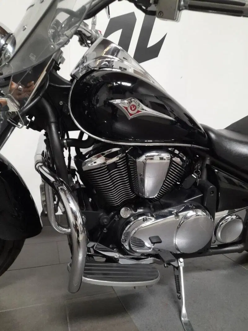 Kawasaki Vulcan VN 900 Classic (2006 - 10) (3)
