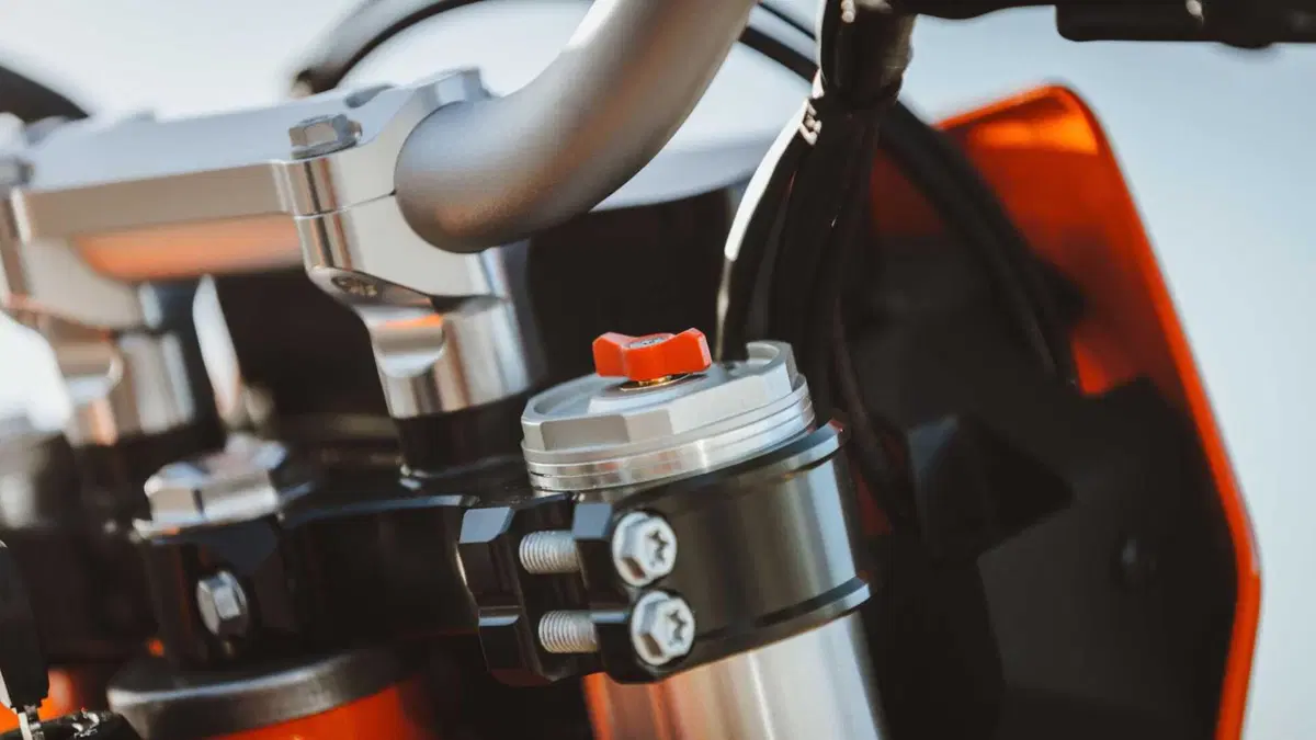 KTM 690 Enduro 690 Enduro R (2026) (12)