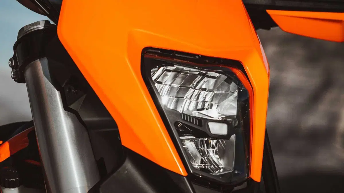 KTM 690 Enduro 690 Enduro R (2026) (17)