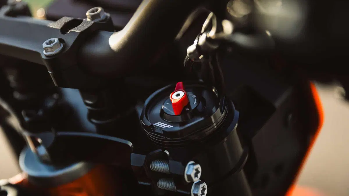 KTM 690 SMC R 690 SMC R (2026) (12)
