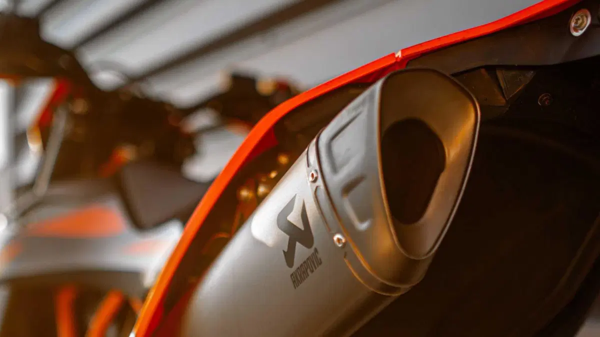 KTM 690 SMC R 690 SMC R (2026) (13)