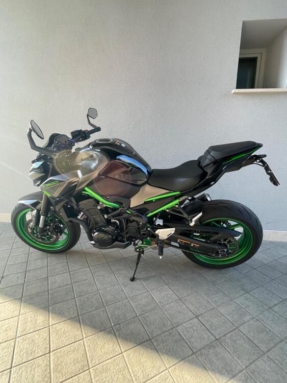 Kawasaki Z 900 (2021 - 24) (2)
