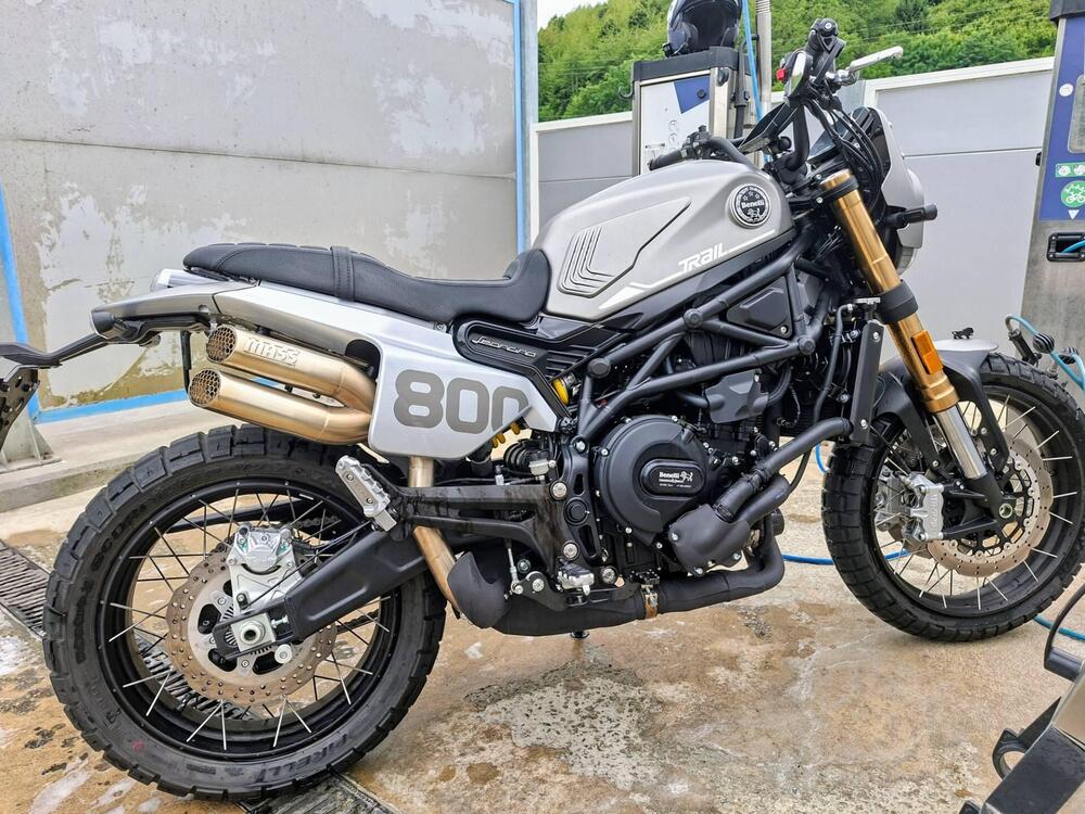 Benelli Leoncino 800 Trail (2022 - 25)