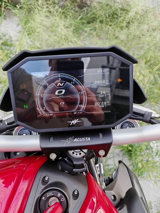 MV Agusta Brutale 800 R (2023 - 25) (5)