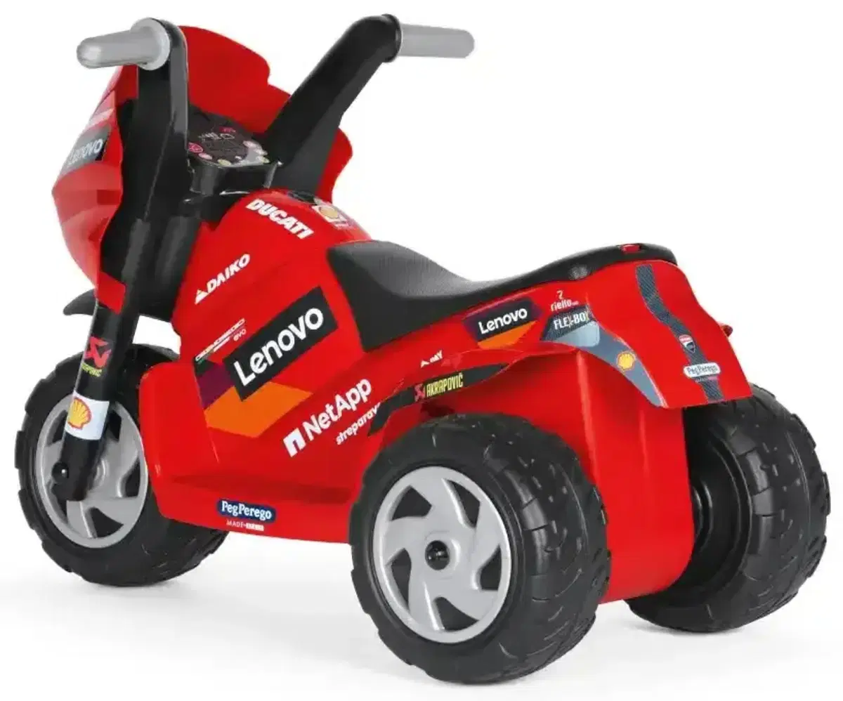 Vuoi un figlio Ducatista? Puoi cominciare a crescere il futuro Pecco con le mini Ducati ufficiali (4)
