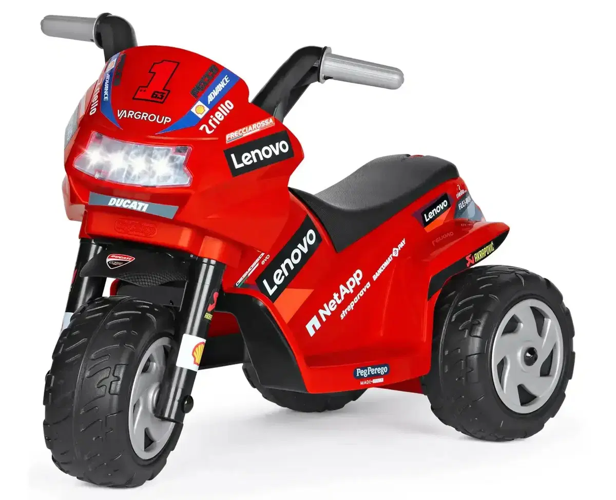 Vuoi un figlio Ducatista? Puoi cominciare a crescere il futuro Pecco con le mini Ducati ufficiali (2)