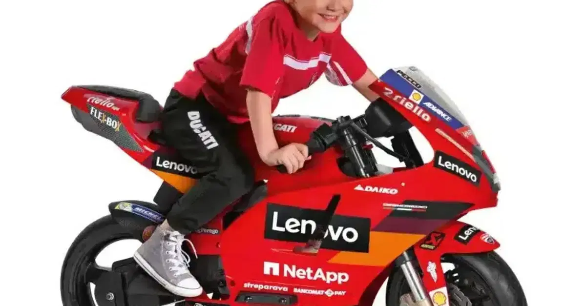 Vuoi un figlio Ducatista? Puoi cominciare a crescere il futuro Pecco con le mini Ducati ufficiali