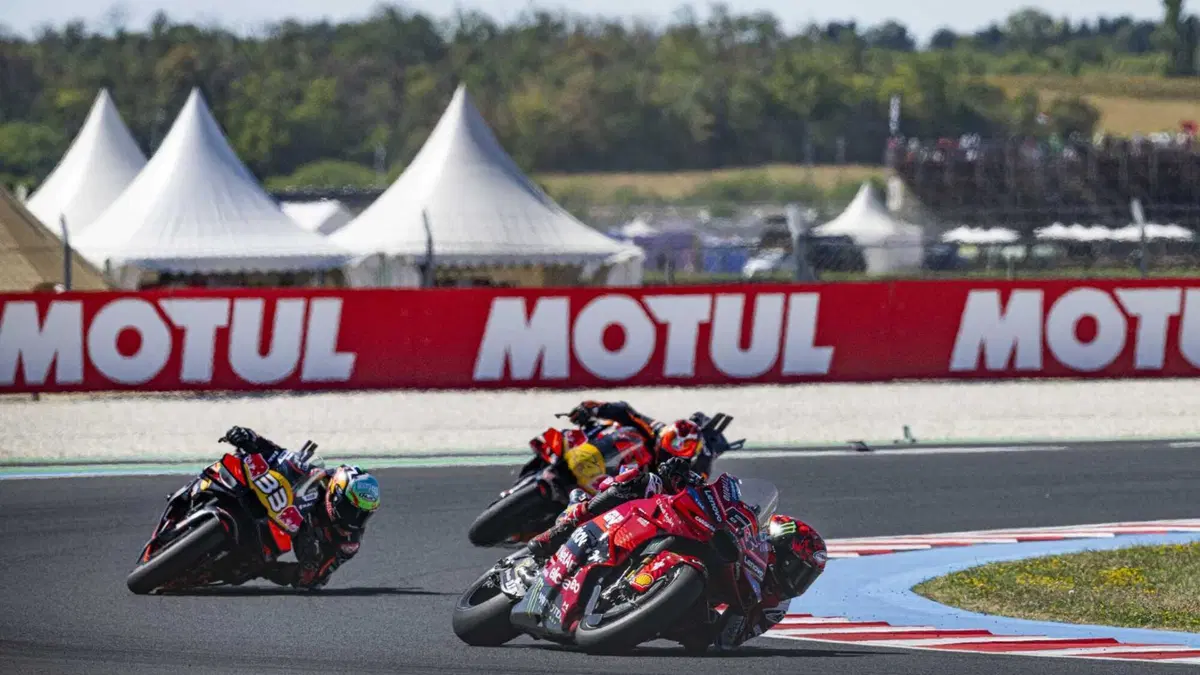 MotoGP 2025. GP di Ungheria. Le foto più belle della gara al Balaton Park! [GALLERY] (7)