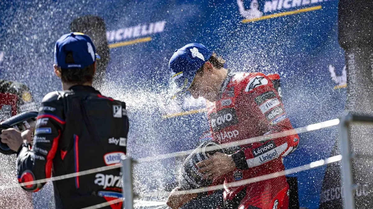 MotoGP 2025. GP di Ungheria. Le foto più belle della gara al Balaton Park! [GALLERY] (2)