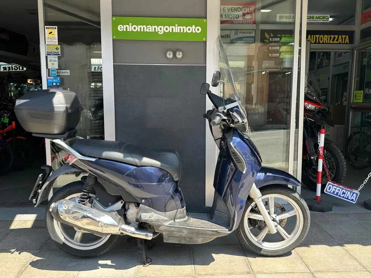 Aprilia Scarabeo 125 i.e. (2009 - 11)