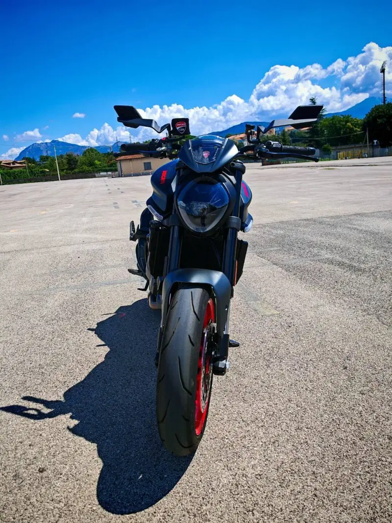 Ducati Monster 937 + (2021 - 25) (4)
