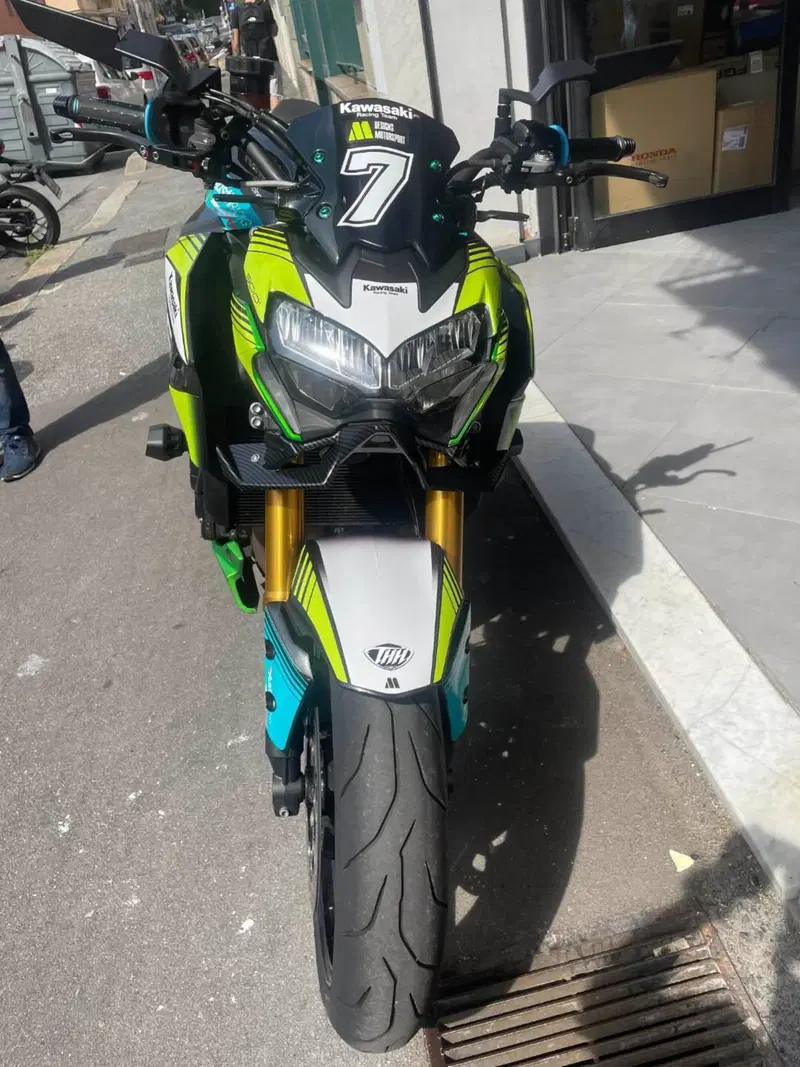Kawasaki Z 900 SE (2022 - 24) (7)