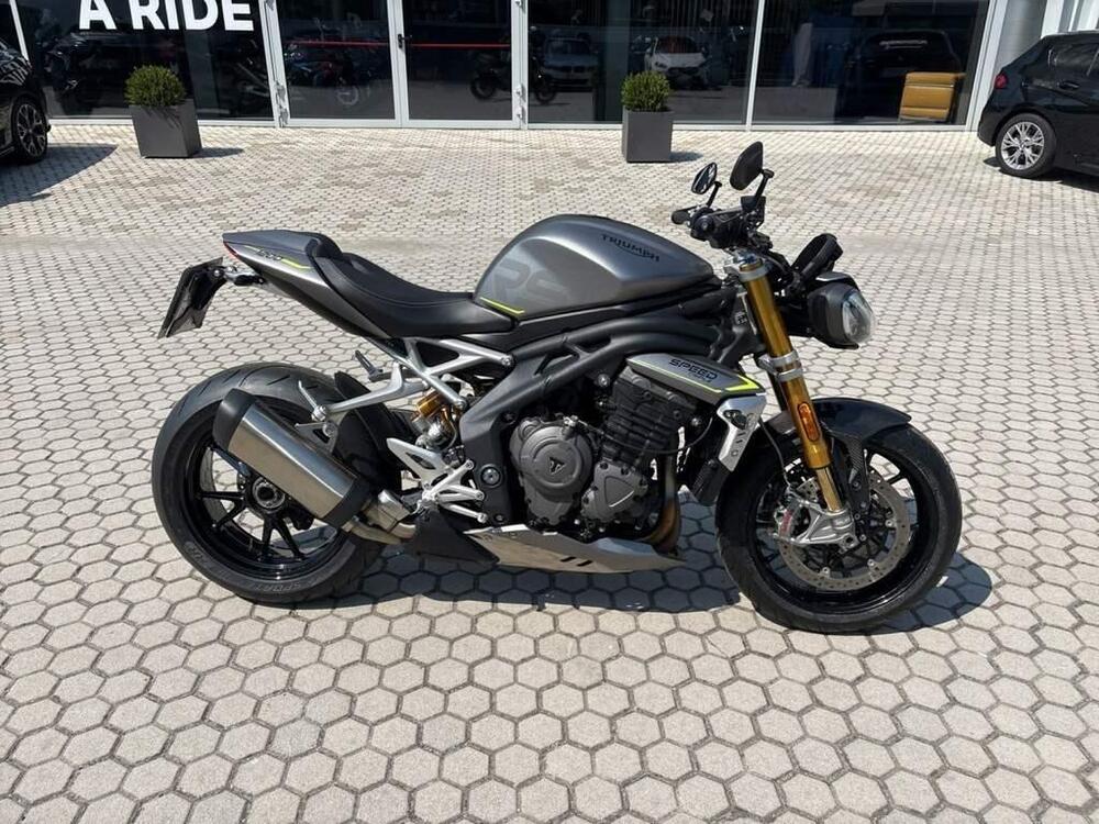 Triumph Speed Triple 1200 RS (2021 - 24) (4)