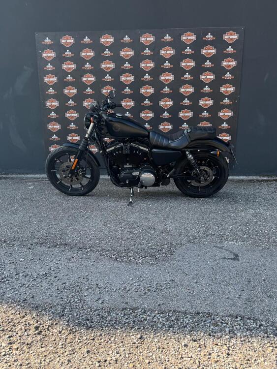 Harley-Davidson 883 Iron (2017 - 20) - XL 883N