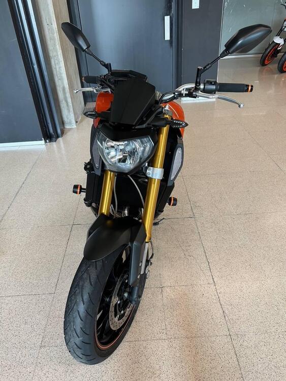 Yamaha MT-09 (2013 - 15) (3)