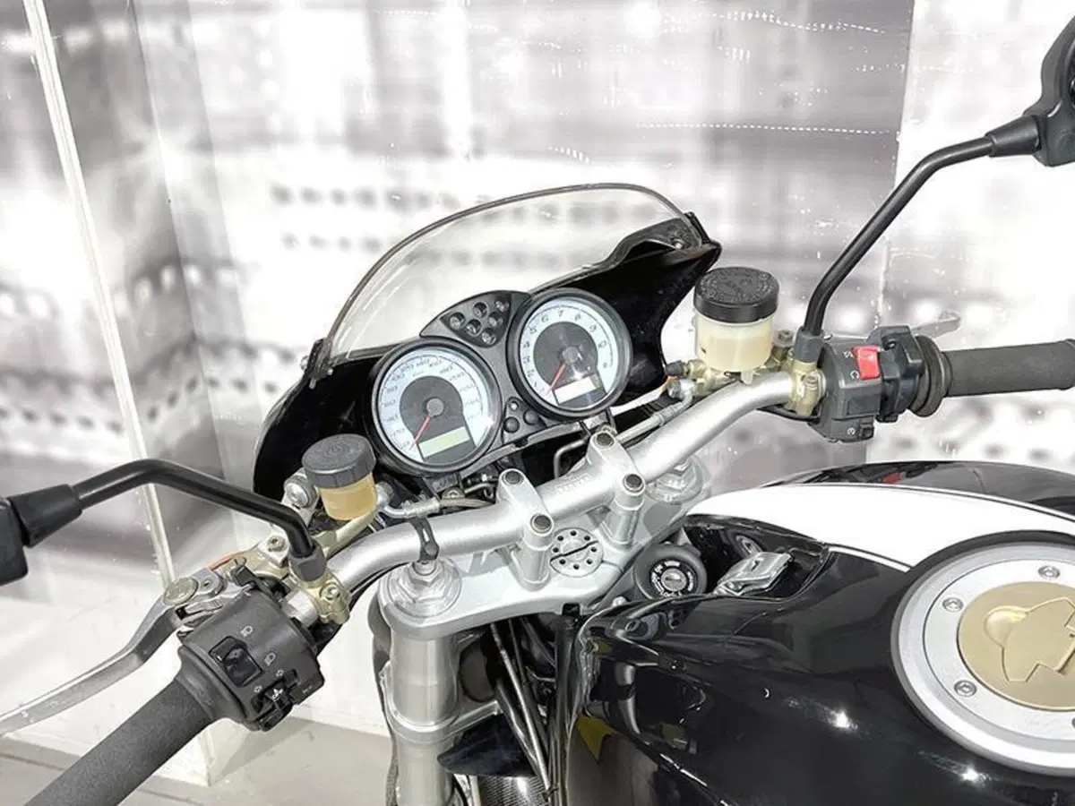 Ducati Monster S4R (2003 - 05) (5)