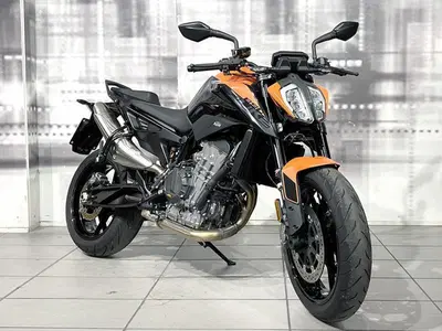 KTM 890 Duke (2021 - 23) usata