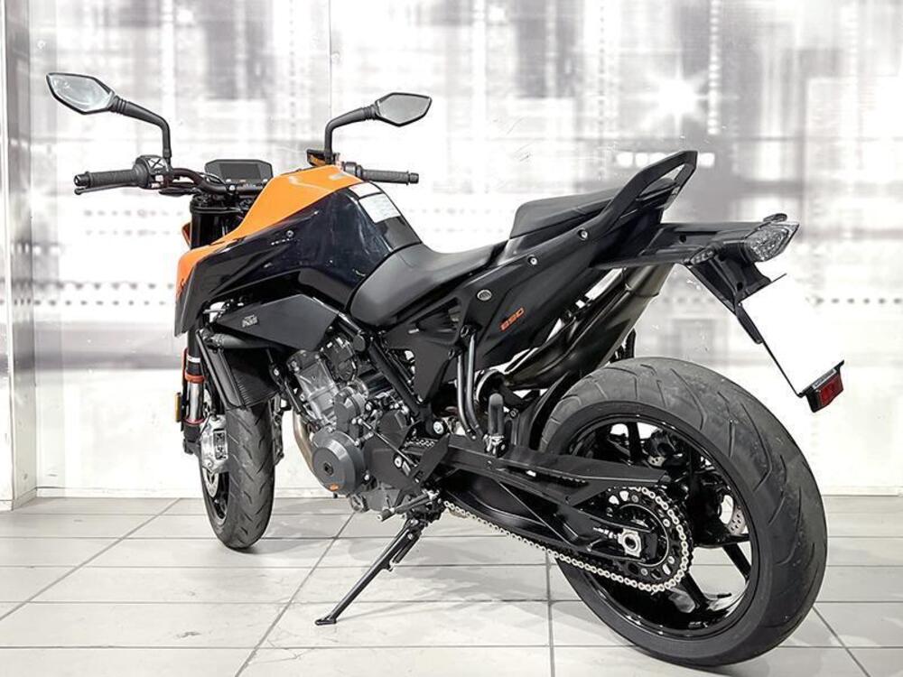 KTM 890 Duke (2021 - 23) (2)