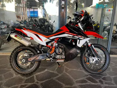 KTM 890 Adventure R (2022) usata