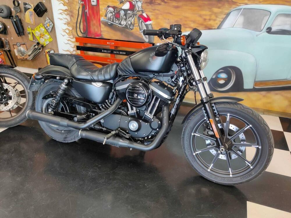 Harley-Davidson 883 Iron (2017 - 20) - XL 883N (2)