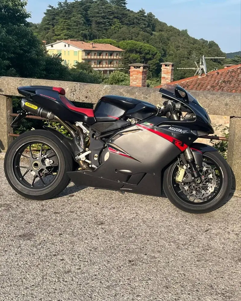 MV Agusta F4 1000 R 1+1 (2006 - 08)