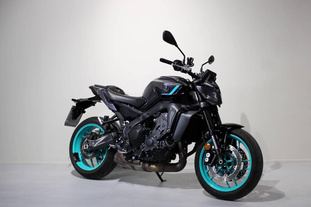 Yamaha MT-09 (2024 - 25) (2)