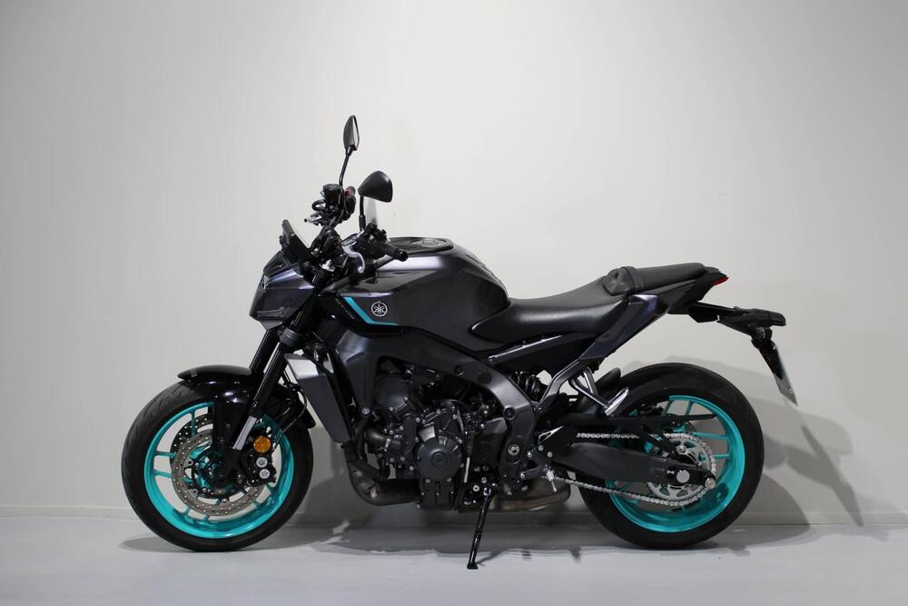 Yamaha MT-09 (2024 - 25) (4)