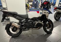 Bmw R 1300 GS Adventure Trophy (2025) usata