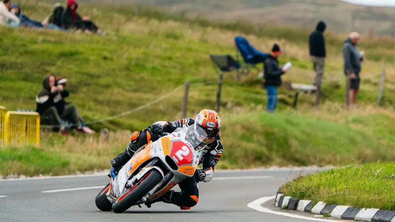 Manx GP 2025: Williams vince la Junior, Canny il Senior. Bene Sallustro ma Rosati si ritira