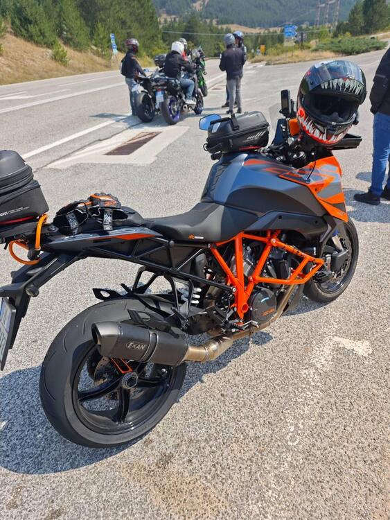 KTM 1290 Super Duke GT (2022 - 25) (2)