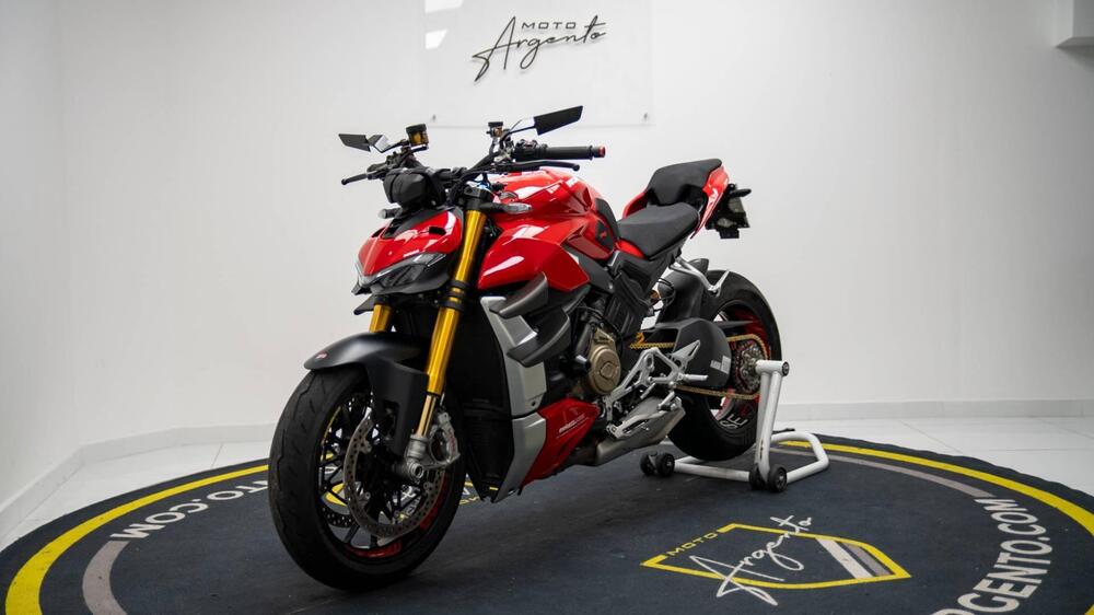 Ducati Streetfighter V4 1100 S (2020) (3)