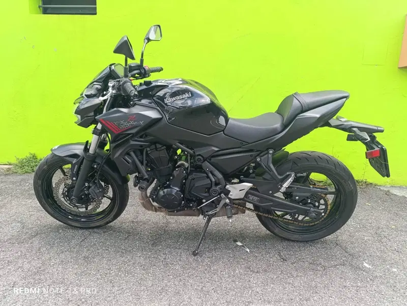 Kawasaki Z 650 (2021 - 24) (3)