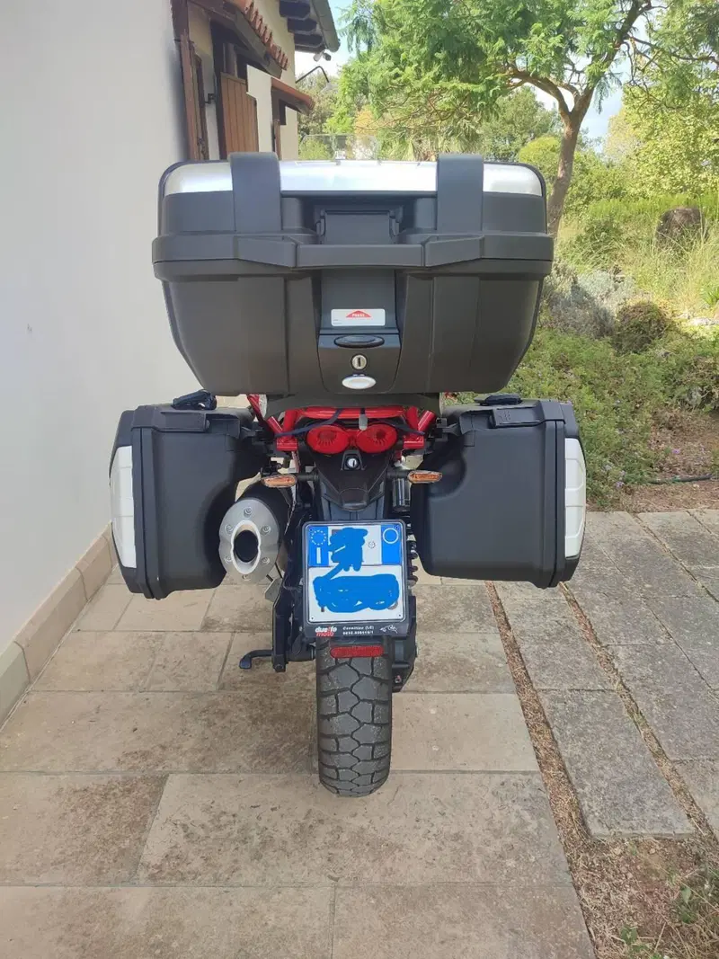 Moto Guzzi V85 TT (2019 - 20) (3)